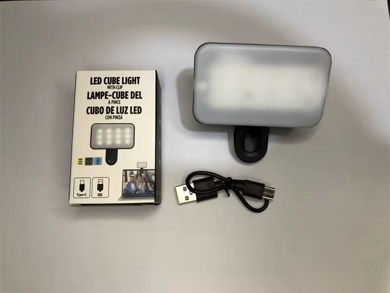 Mini Trépied + Lampe LED – Éclairage & Stabilité pour vos contenus